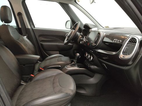 Used 2019 FIAT 500L Pop image 21