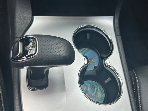 Used 2014 Jeep Grand Cherokee SRT image 21