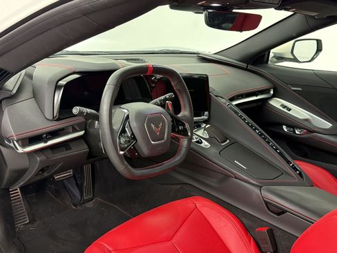 Used 2024 Chevrolet Corvette Stingray Coupe w/ 1LT RWD image 4