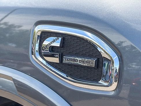 Used 2019 Nissan Titan PRO-4X w/ Pro-4x Convenience Package AWD/4WD image 11