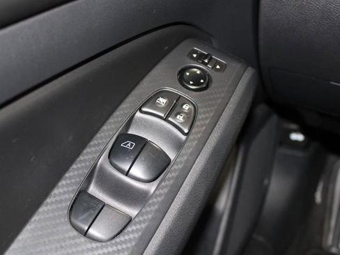 Used 2024 Nissan Altima 2.5 SV image 41