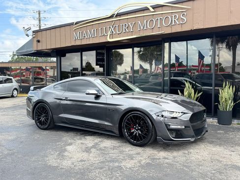 Used 2019 Ford Mustang GT Premium w/ GT Performance Package RWD image 2