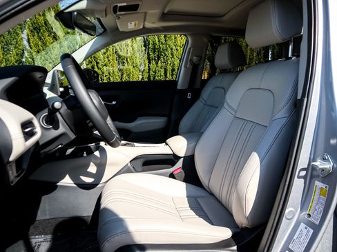 Certified 2026 Honda HR-V EX-L image 17