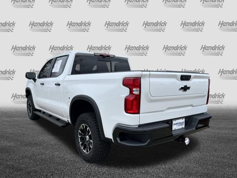 Used 2025 Chevrolet Silverado 1500 ZR2 w/ Technology Package image 7