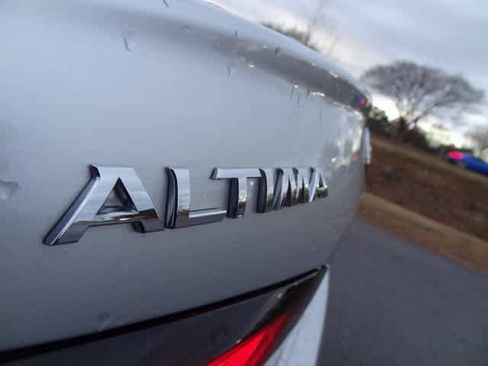 Used 2022 Nissan Altima 2.5 SR image 35