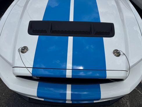 Used 2012 Ford Mustang Shelby GT500 w/ Electronics Pkg RWD image 30