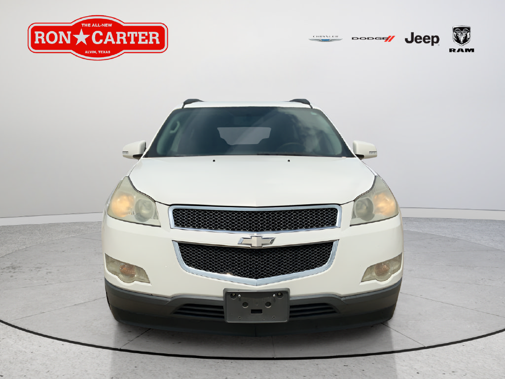 Used 2011 Chevrolet Traverse LT w/ Personal Connectivity Package FWD image 2