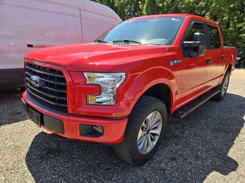 Used 2017 Ford F150 XL w/ Equipment Group 101A Mid AWD/4WD image 2
