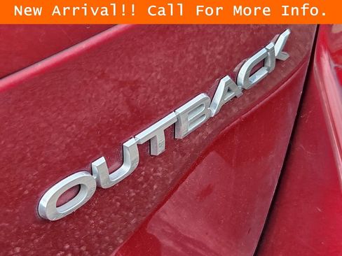 Used 2025 Subaru Outback Premium AWD/4WD image 8