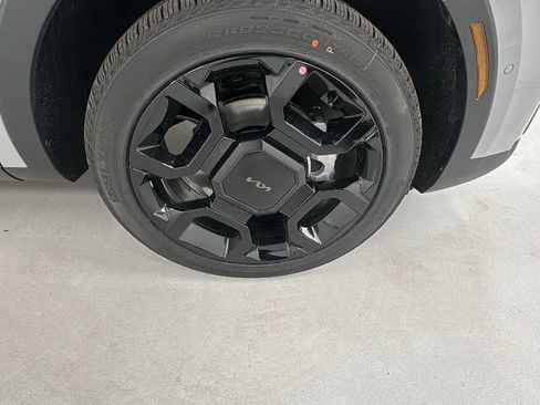 New 2026 Kia Sorento SX AWD/4WD image 9