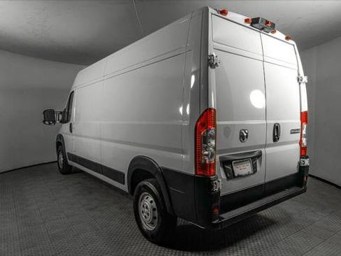 Used 2023 RAM ProMaster 2500 FWD image 5