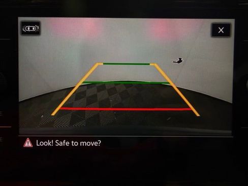 Used 2023 Volkswagen Atlas Cross Sport SE image 25