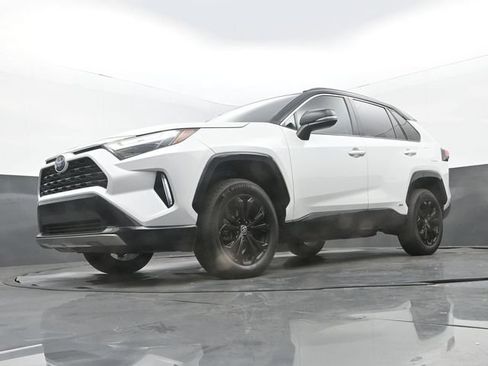 Used 2023 Toyota RAV4 XSE w/ XSE Grade Weather Package AWD/4WD image 12