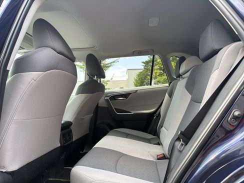 Used 2025 Toyota RAV4 XLE w/ Convenience Package AWD/4WD image 23