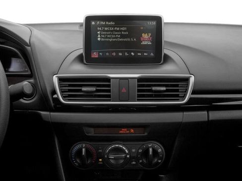 Used 2016 MAZDA MAZDA3 i Sport w/ Preferred Equipment Package FWD image 11