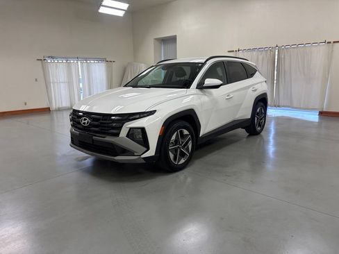 Used 2026 Hyundai Tucson SEL FWD image 4