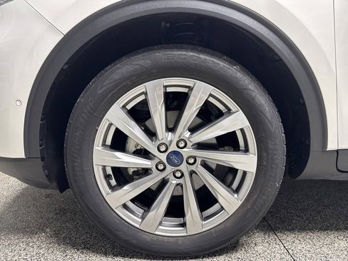 Used 2022 Ford Escape Titanium w/ Titanium Elite Package image 3