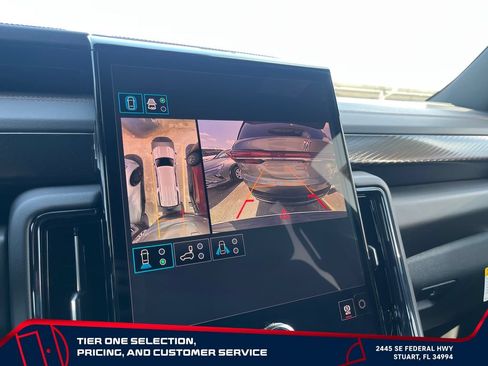 New 2026 GMC Yukon XL AT4 AWD/4WD image 32
