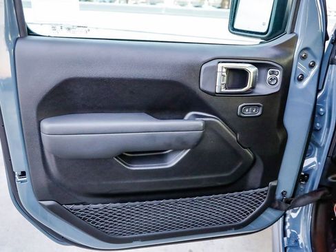 New 2026 Jeep Wrangler Unlimited Rubicon image 25