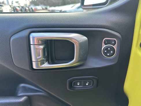 Used 2024 Jeep Wrangler Willys 4xe image 14