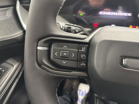 New 2026 Jeep Cherokee Laredo AWD/4WD image 26