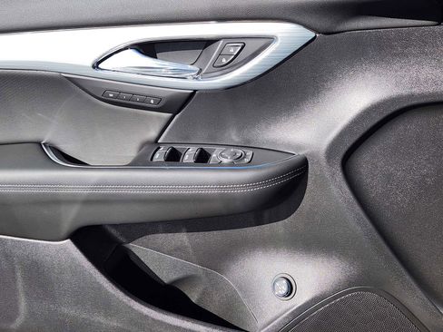 New 2026 Buick Envision Avenir image 6