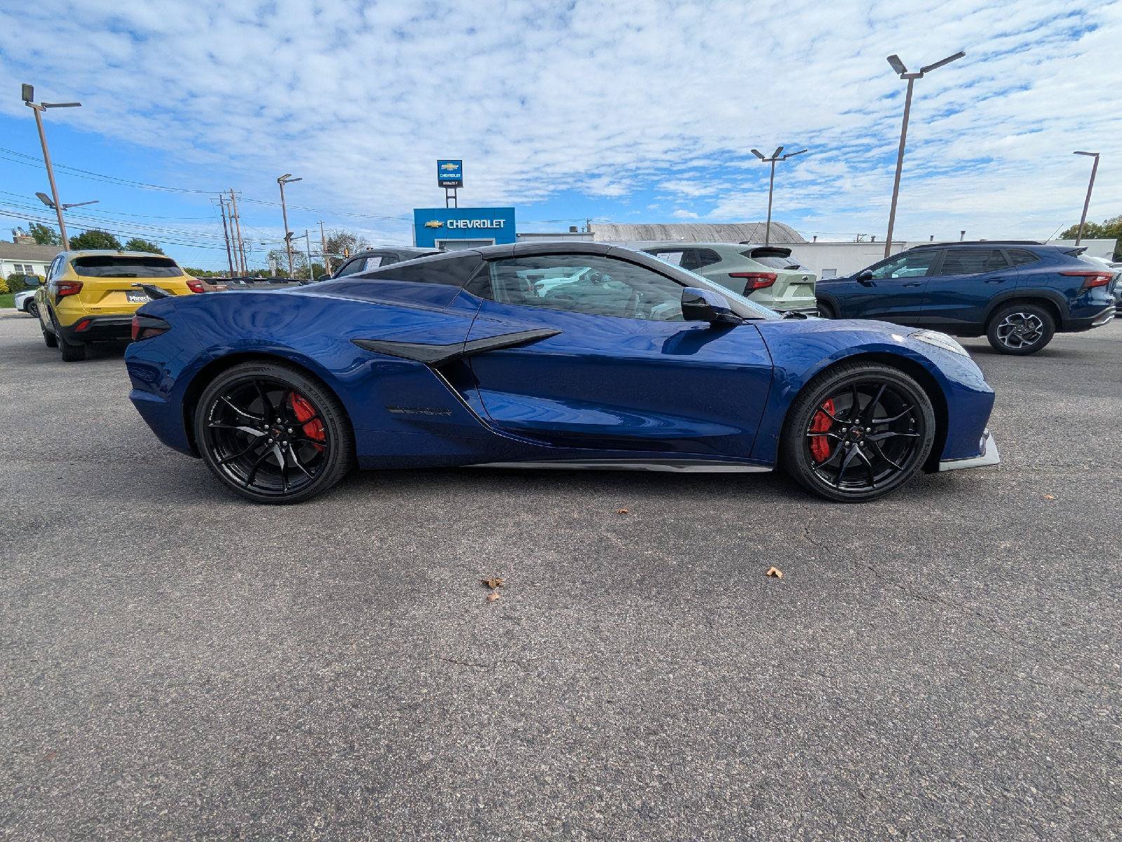 New 2027 Chevrolet Corvette Grand Sport w/ Battery Protection Package RWD image 10