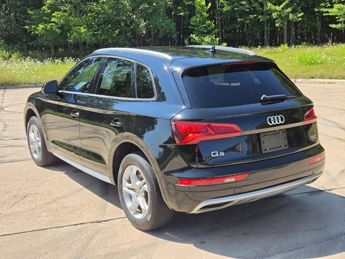 Used 2018 Audi Q5 2.0T Premium AWD/4WD image 3