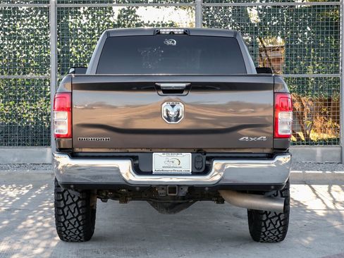 Used 2019 RAM 2500 Big Horn image 8