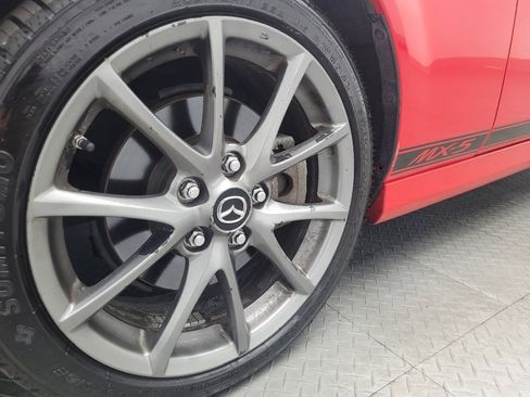 Used 2013 MAZDA MX-5 Miata Club image 31