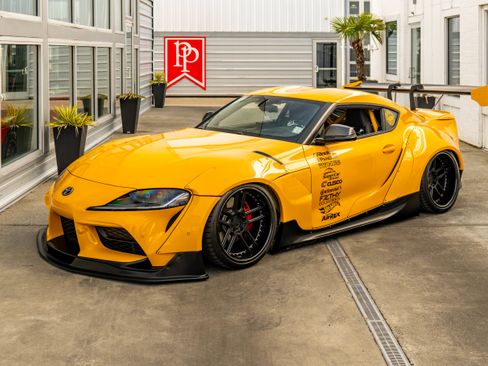 Used 2020 Toyota Supra Premium w/ Driver Assist Package RWD image 2