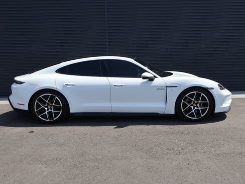 Certified 2025 Porsche Taycan RWD image 9