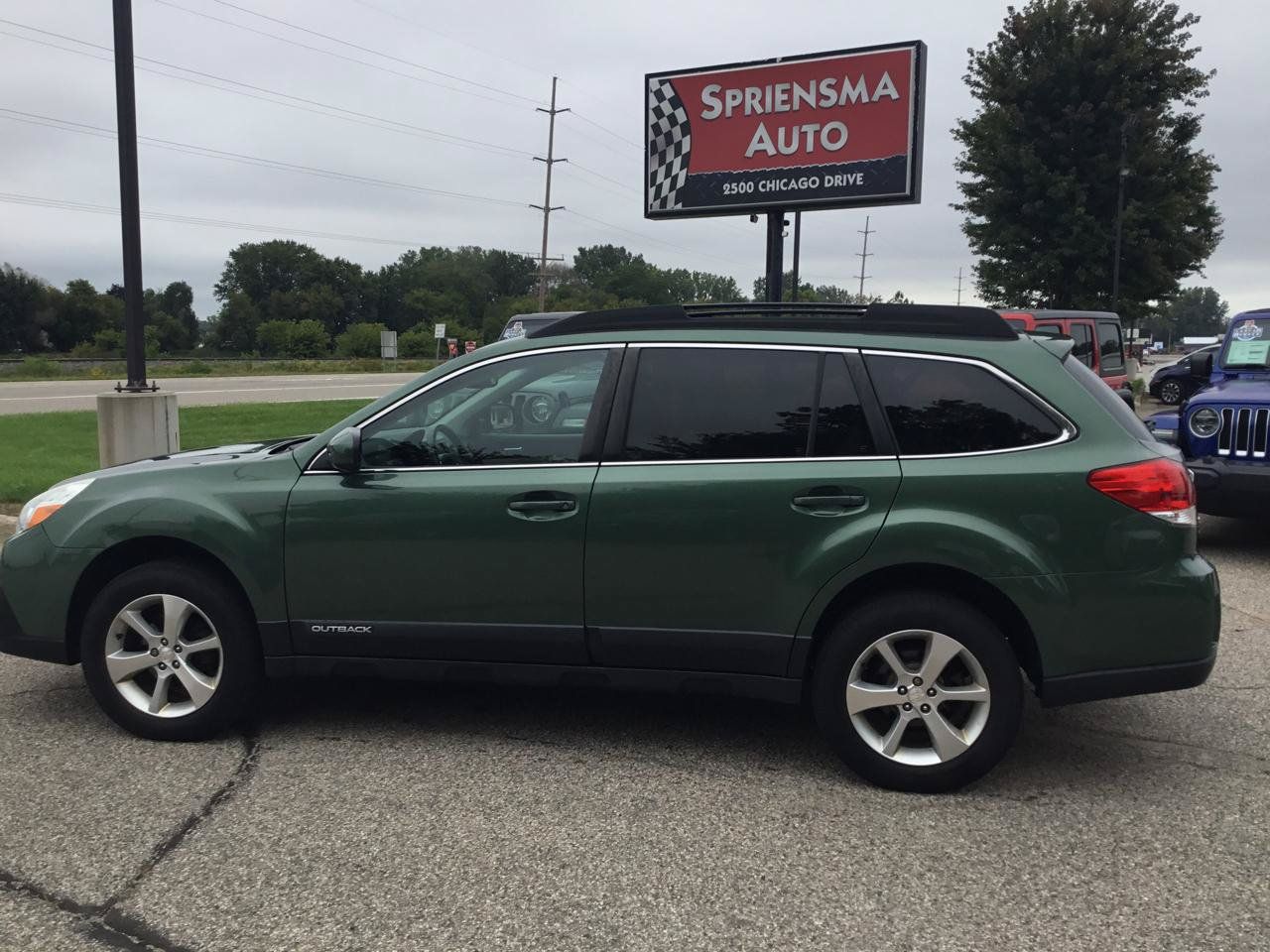 Used 2014 Subaru Outback 2.5i Limited AWD/4WD image 10