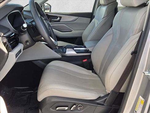 Used 2024 Acura MDX SH-AWD w/ Technology Package image 18