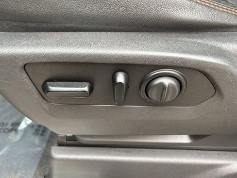 Used 2020 GMC Sierra 1500 AT4 w/ AT4 Premium Package image 23