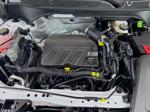 New 2026 Chevrolet Trax ACTIV w/ Sunroof Package image 31