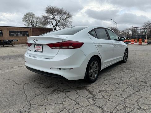 Used 2018 Hyundai Elantra Value Edition FWD image 6