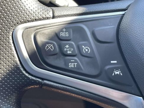 Used 2023 Chevrolet Equinox LT FWD image 28