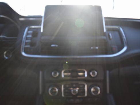 Certified 2024 Chevrolet Suburban RST w/ Luxury Package image 19