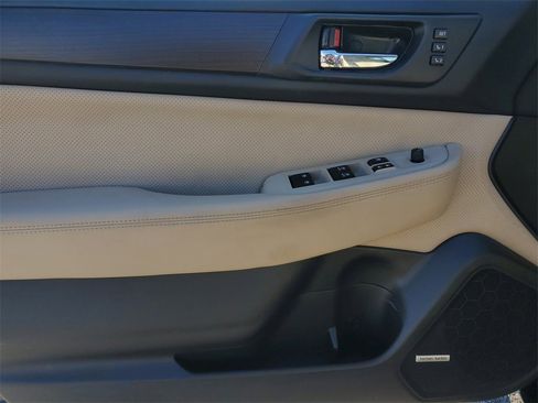 Used 2016 Subaru Legacy 2.5i Limited image 18