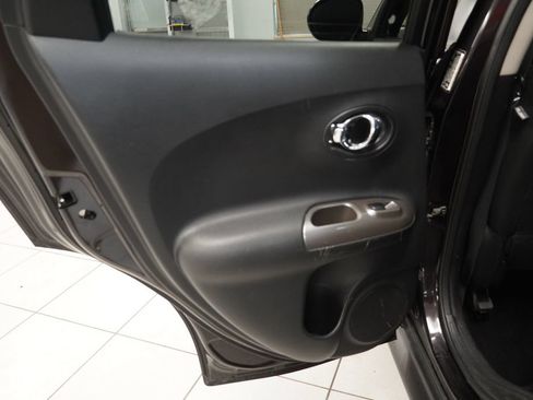 Used 2014 Nissan Juke SV w/ Navigation Package AWD/4WD image 24