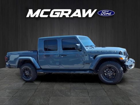 Used 2025 Jeep Gladiator Sport AWD/4WD image 7