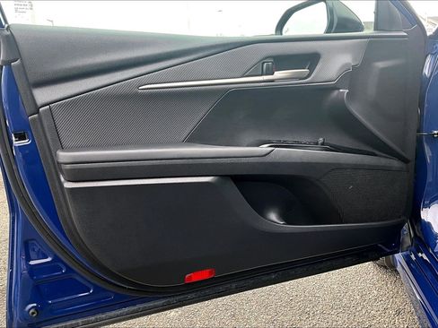 Used 2025 Toyota Camry SE image 21