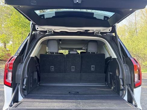 Certified 2025 Ford Expedition Platinum AWD/4WD image 25
