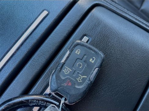 Used 2020 GMC Yukon Denali w/ Open Road Package image 37