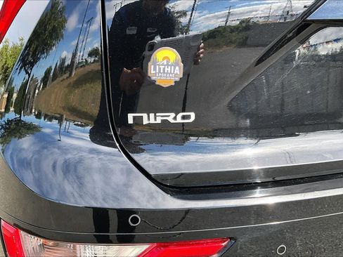 Used 2023 Kia Niro Wind FWD image 7