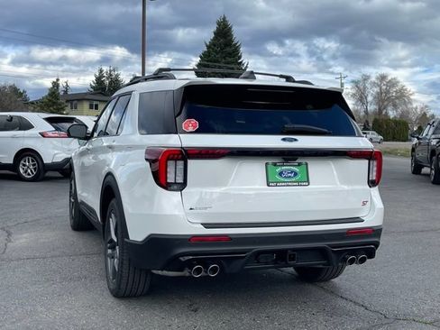 New 2026 Ford Explorer ST w/ Sun And Sound Package AWD/4WD image 3