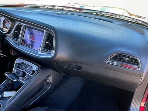 Used 2020 Dodge Challenger SRT Hellcat image 16