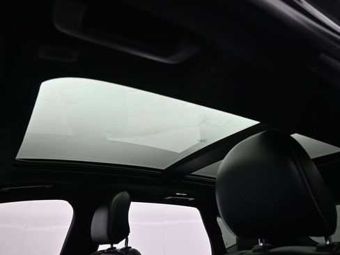 Used 2019 Ford Edge ST w/ Equipment Group 401A AWD/4WD image 12