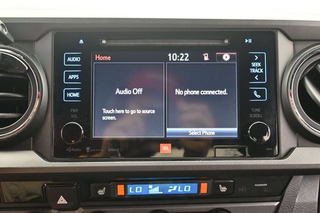 Used 2017 Toyota Tacoma TRD Off-Road AWD/4WD image 22